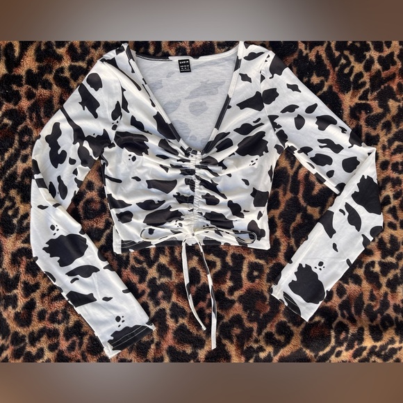 Cow print crop top - Picture 1 of 3